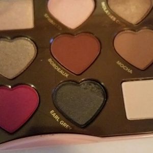 Too Faced Makeup - Too Faced Chocolate Bon Bons Palette Too Faced Makeup - Too Faced Chocolate Bon Bons Palette